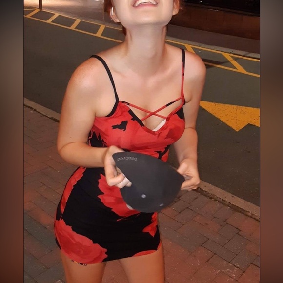 Eclipse πΉ Rose Pattern Body-con Mini Dress ππ¨ - Picture 1 of 3